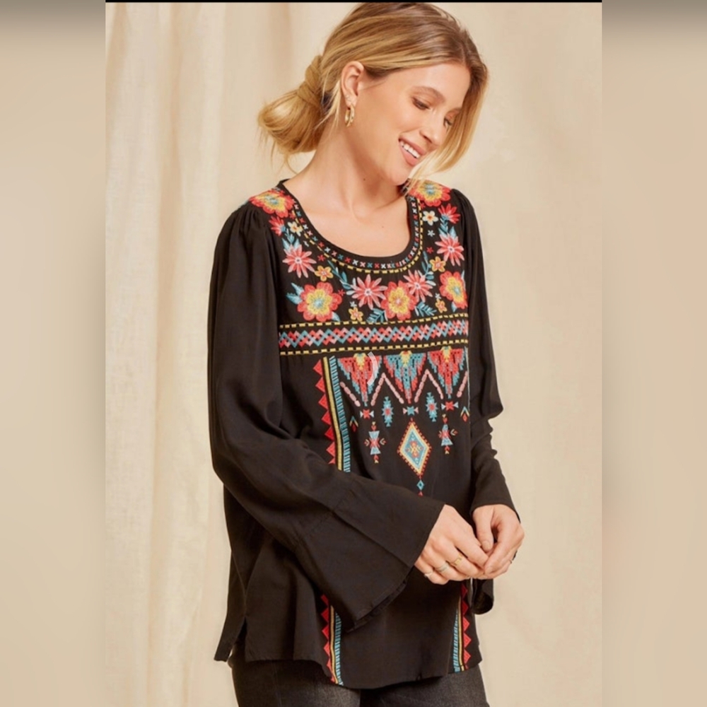 Savanna Jane Embroidered Long Sleeve Top Size 2X Plus Size Curvy Boho
